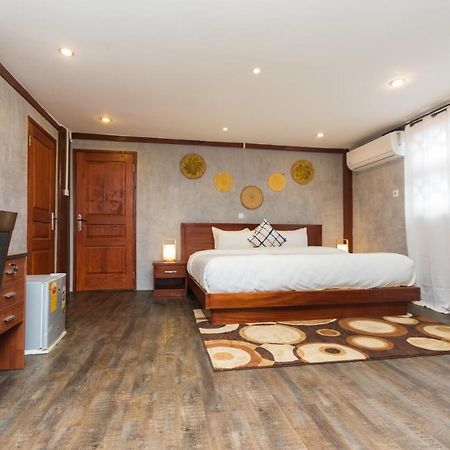 The Palms At Prampram Villa ภายนอก รูปภาพ