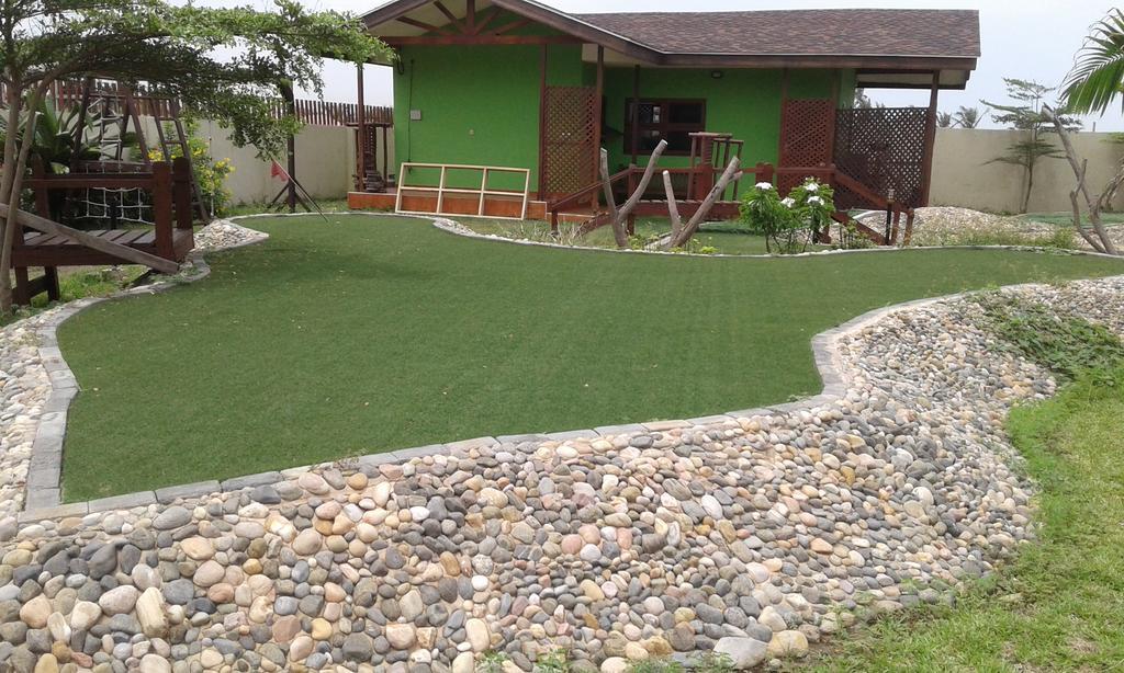 The Palms At Prampram Villa ภายนอก รูปภาพ