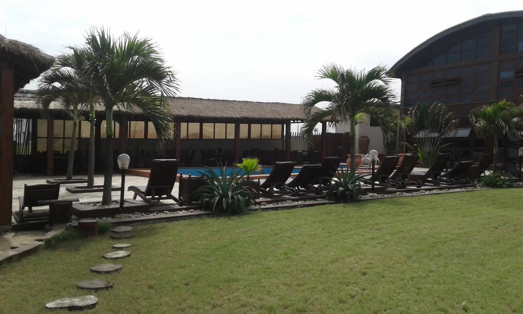 The Palms At Prampram Villa ภายนอก รูปภาพ