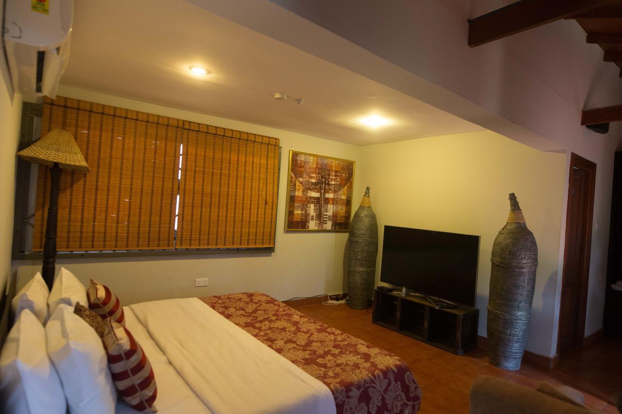 The Palms At Prampram Villa ภายนอก รูปภาพ