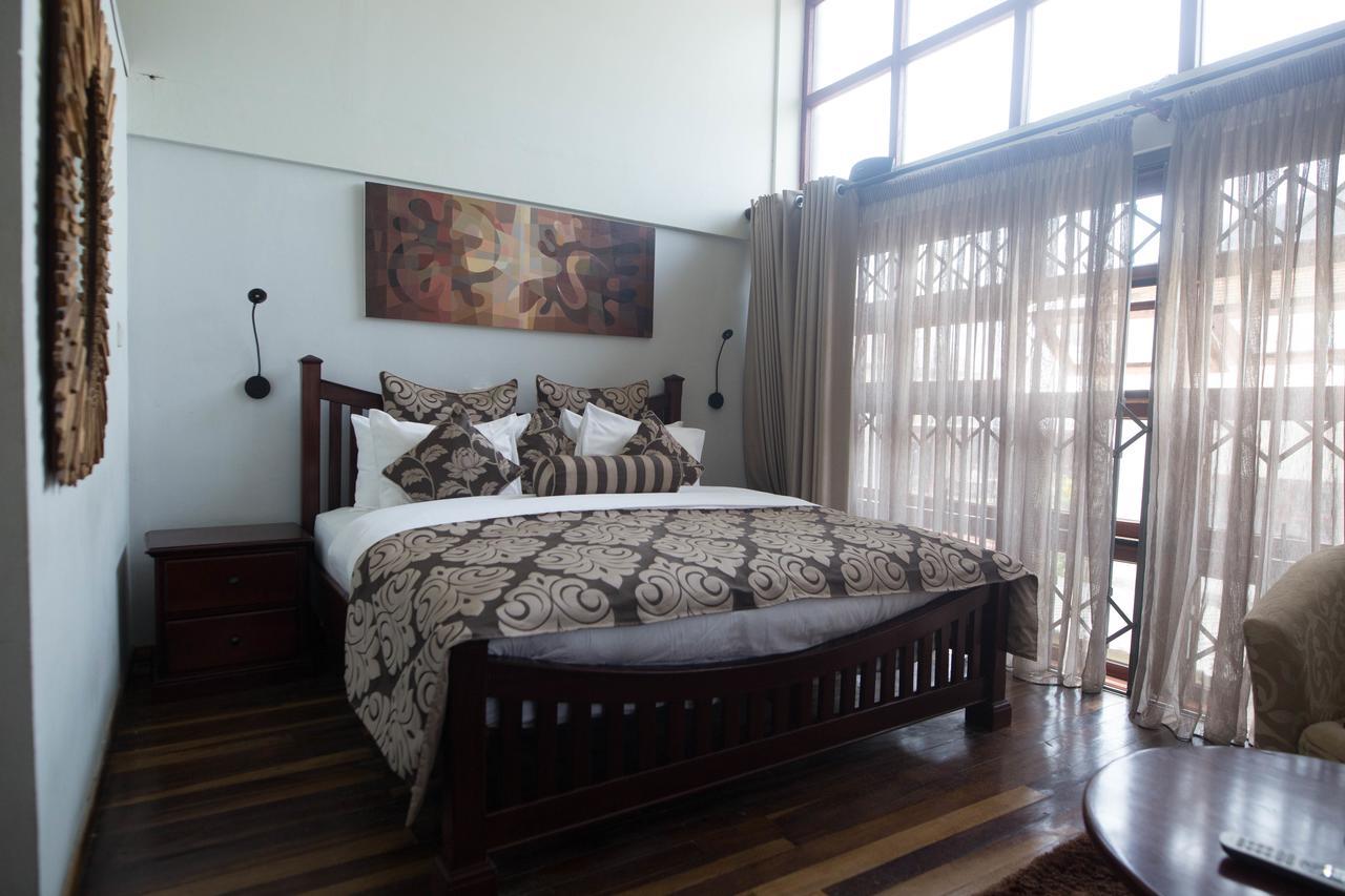 The Palms At Prampram Villa ภายนอก รูปภาพ