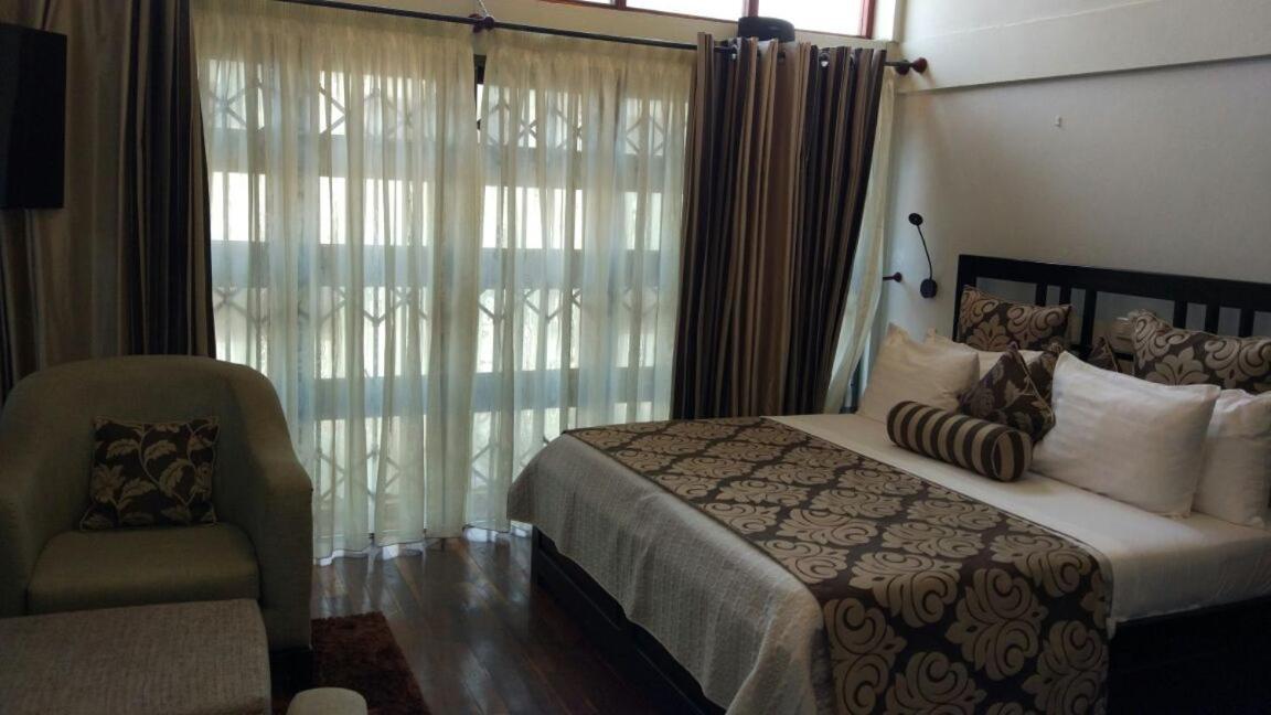 The Palms At Prampram Villa ภายนอก รูปภาพ
